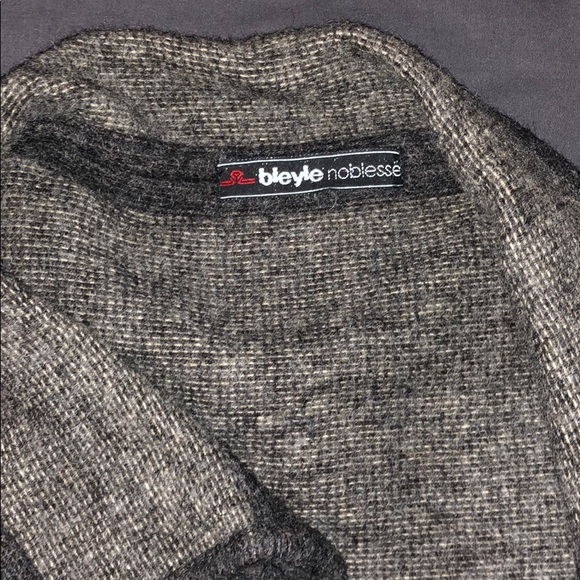 Wool Jacket - Picture 5 of 5